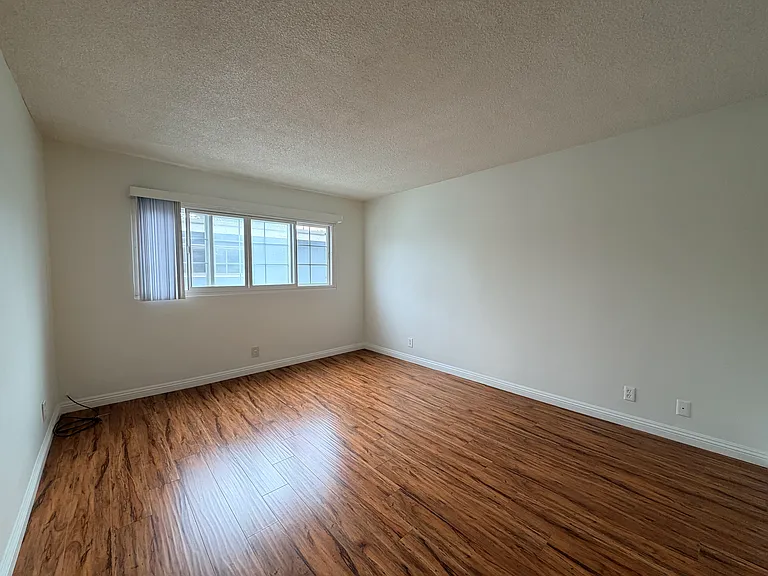 8050 Redlands St #4 — Photo 9