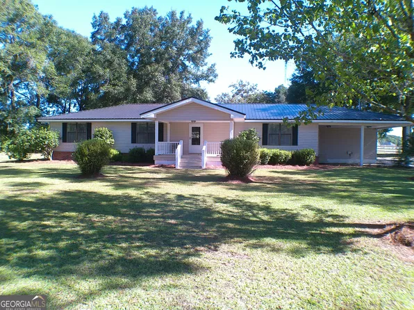 7658 Old River Rd S, Brooklet, GA 30415