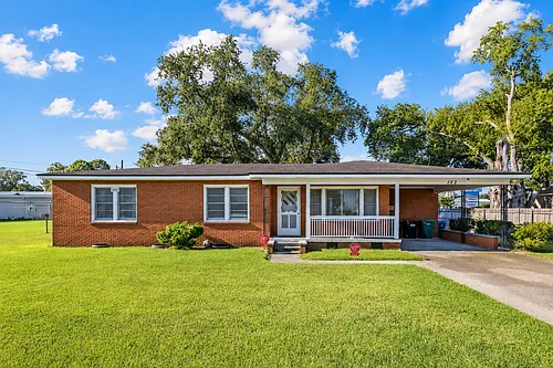 102 Antigua Dr Photo 1