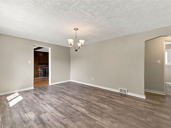 4th image of 1521 Prospect Rd
