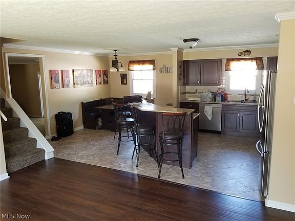 2nd image of 4812 Tanglewood Dr
