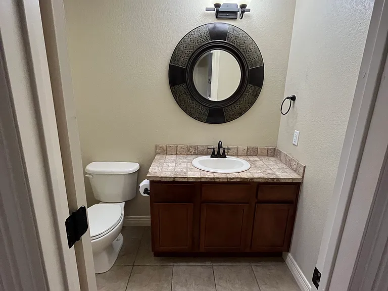 3553 E Crow Ln — Photo 13