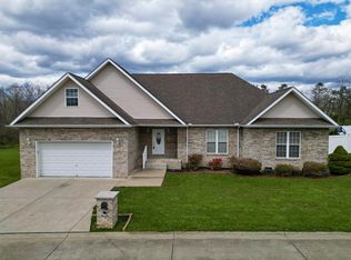 219 Winesap Way, Ona, WV 25545