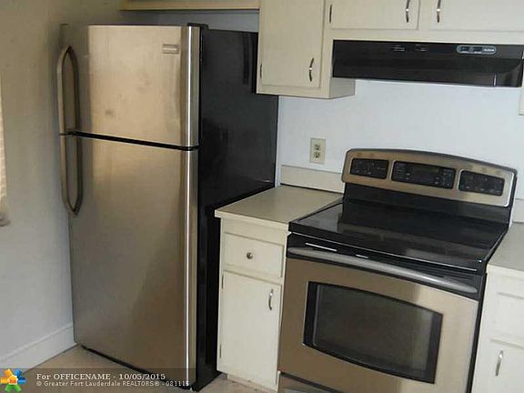 2nd image of 10331 Sunrise Lakes Blvd APT 212