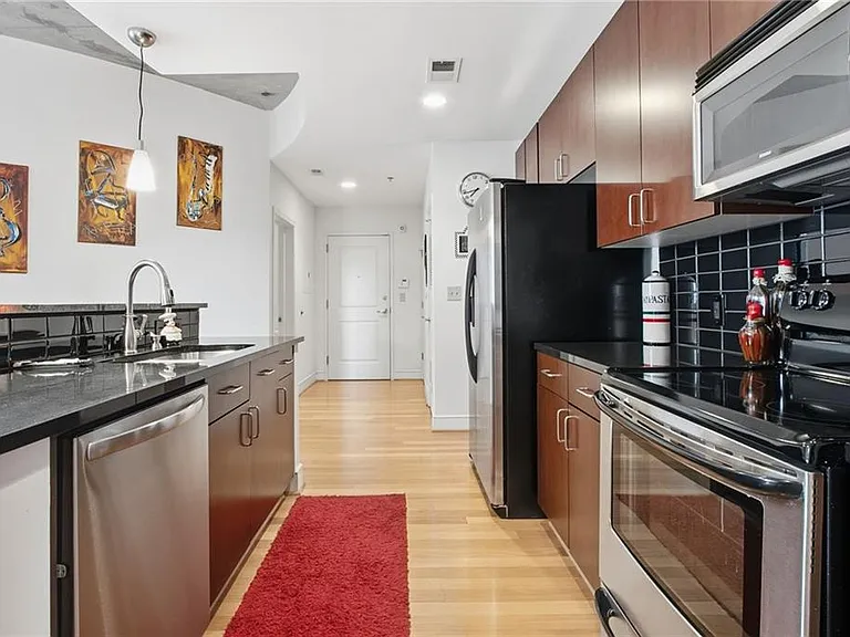 44 Peachtree Pl NW #424 — Photo 9