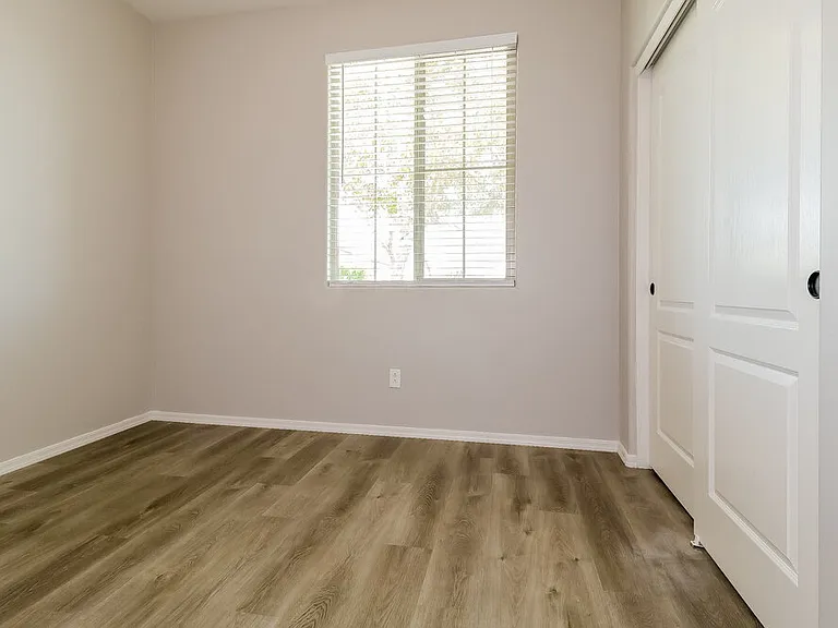 16905 W Woodlands Ave — Photo 12