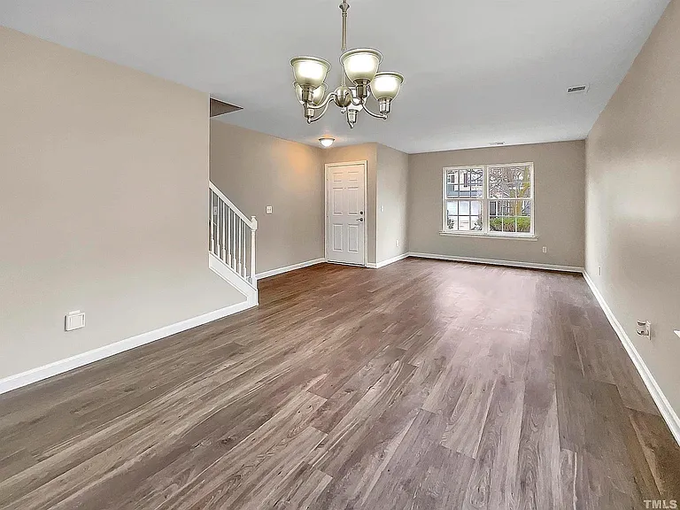 3360 Marshlane Way — Photo 19