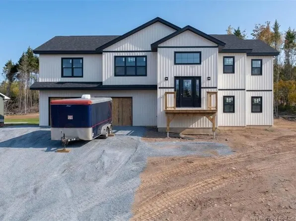 47 Montana Dr, Quispamsis, NB E2E 0W1