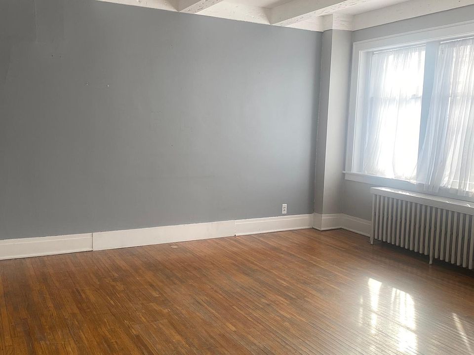 1st image of 735 Elmwood Ave