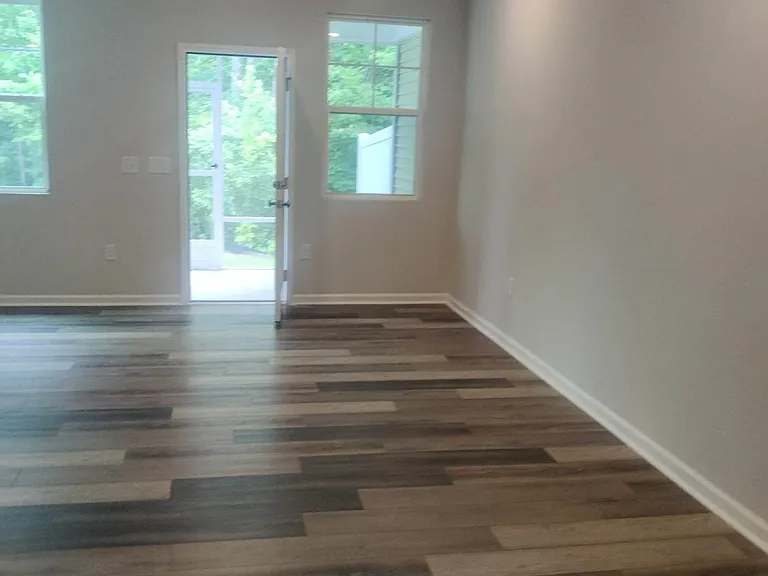 405 Hazy Hills Ln — Photo 5