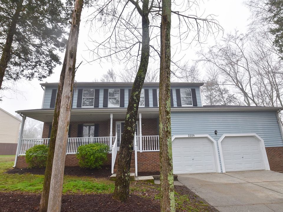 1st image of 2228 Flint Glenn Ln