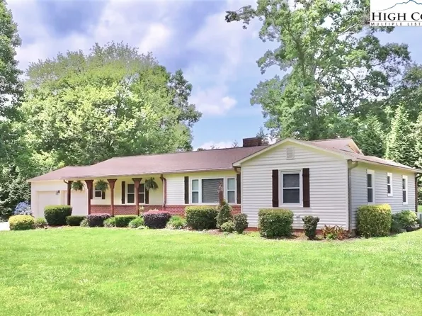 4897 Calico Road, Lenoir, NC 28645