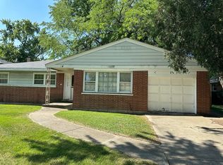 24 N Forrest Ave, Arlington Heights, IL 60004