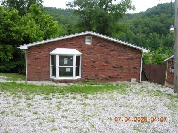 1018 Jennies Creek Rd, Crum, WV 25669