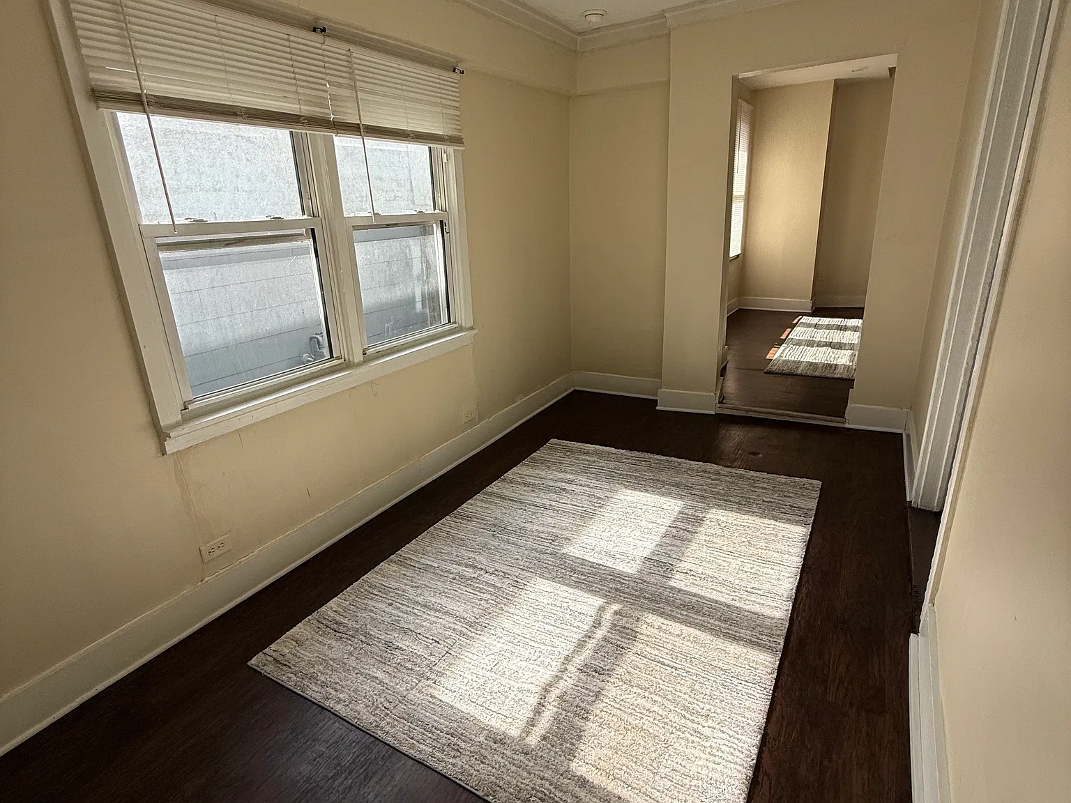 4 bed, 1500 sqft, $1,550 — Photo 2