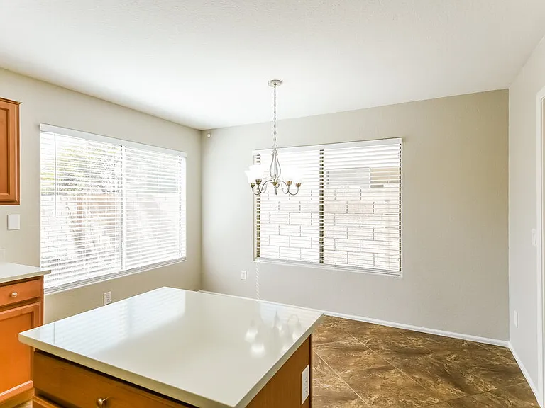 2437 W Running Deer Trl — Photo 8