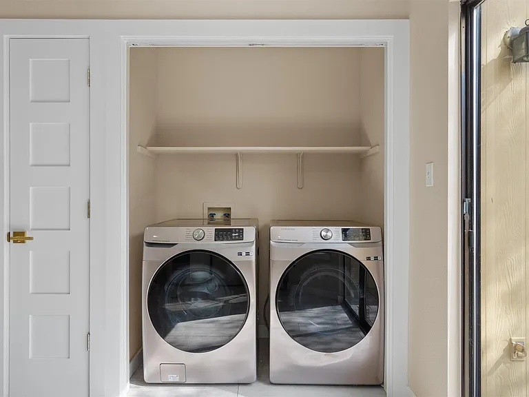 11901 Swearingen Dr #105 — Photo 11