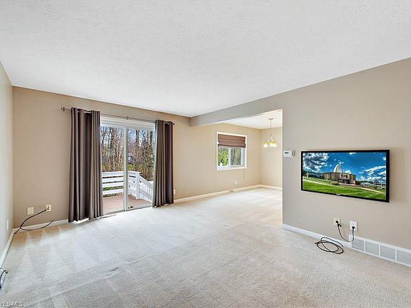 2nd image of 214 Deepwood Dr