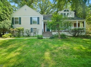 9 Coleridge Rd, Millburn Twp., NJ 07078