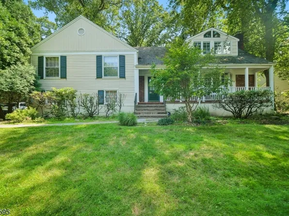 9 Coleridge Rd, Millburn Twp., NJ 07078
