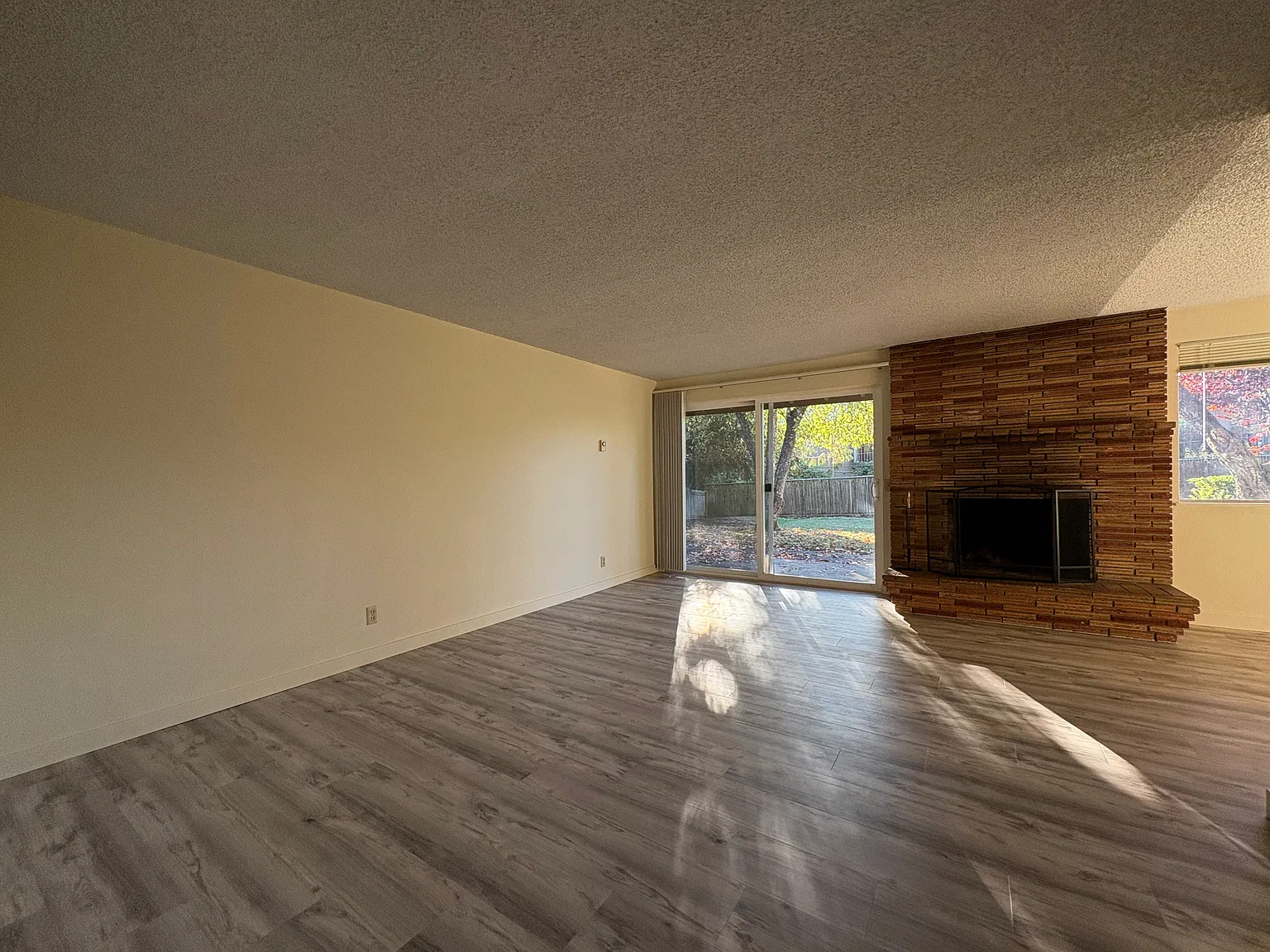 4040 Ferry Street - 1 — Photo 4