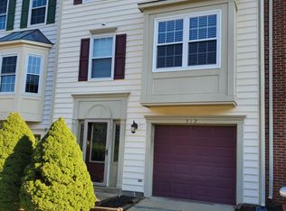 512 Waters Cove Ct, Stafford, VA 22554