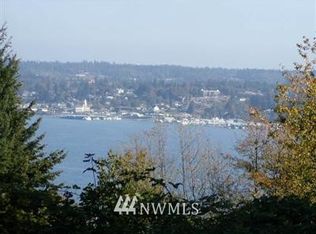 1589 W Zircon Ln, Bremerton, WA 98312