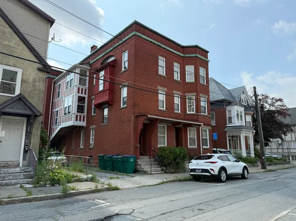 18-22 Hartwell St, Fitchburg, MA 01420