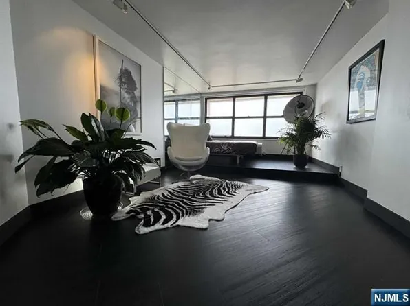 7000 Boulevard East Point #50H, Guttenberg, NJ 07093