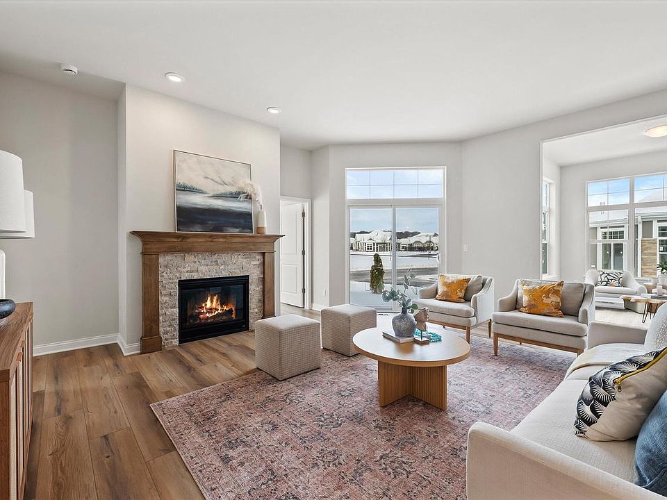 1st image of 892 S Verona CIRCLE #34