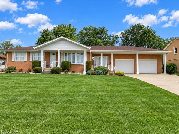 947 Krehl Ave, Girard, OH 44420