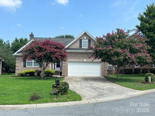 2509 Calgary Pl NW, Concord, NC 28027
