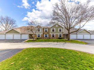 1107 Woodbury Ln APT A2, Wheeling, IL