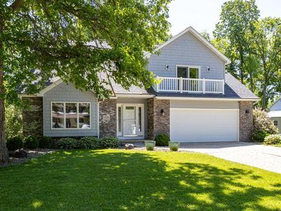 1752 Hunters Glen Dr, Oshkosh, WI, 54904