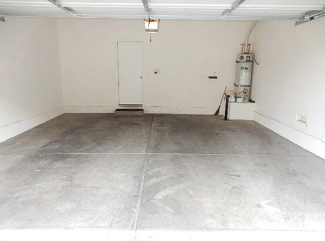 5150 Silent Valley Ave — Photo 11