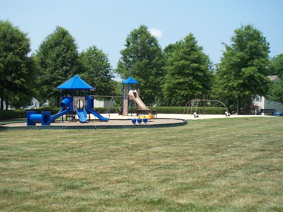 2nd image of 8839 Brentfield Rd
