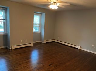 64 Janet Cir UNIT 10, Bridgeport, CT 06606