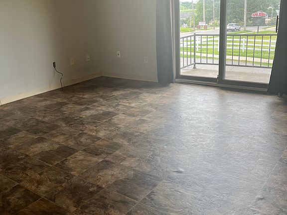 5th image of 716 N Sprigg St APT 201