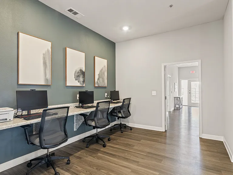 Agave East Apartments — Photo 18