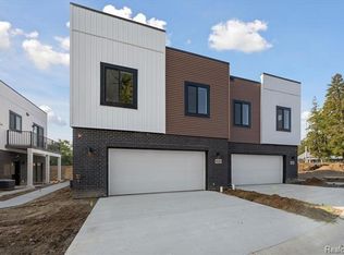 8120 Allor Lndg, Brighton, MI 48114