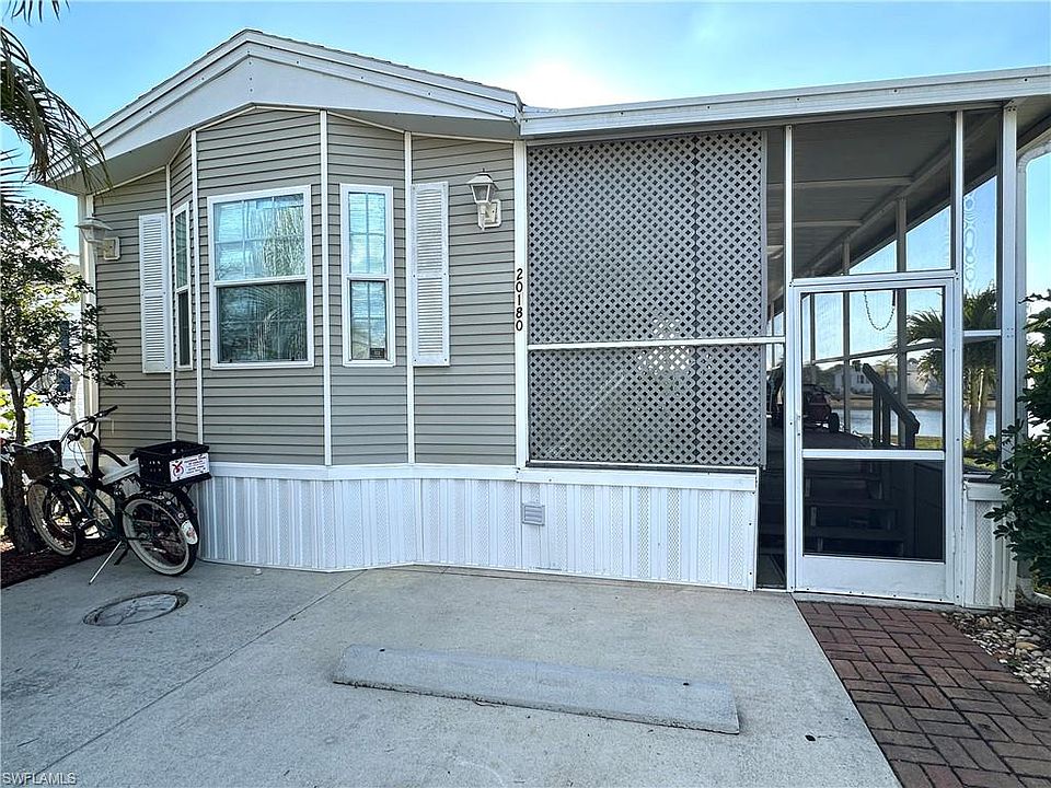 1st image of 20180 Ponce De Leon DR
