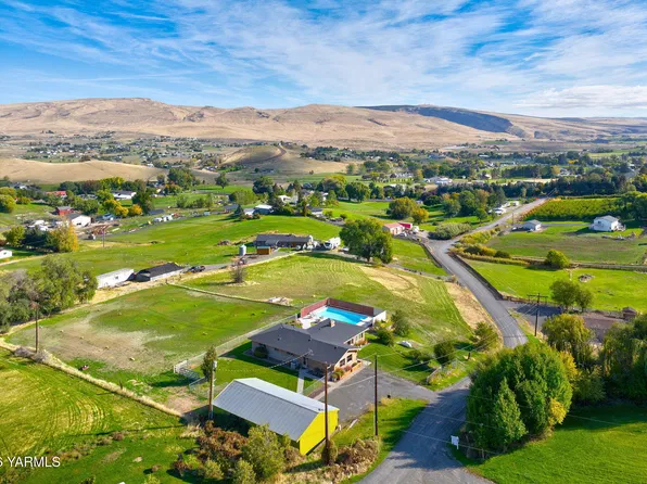 261 Westridge Rd, Selah, WA 98942