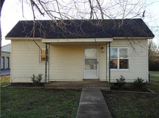 1009 Ernest St, Lawrenceburg, TN 38464