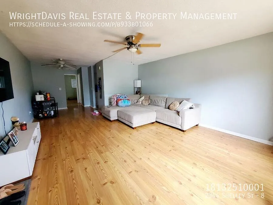 Vintage 1/1 Condominium located in Clearwater! — Photo 3