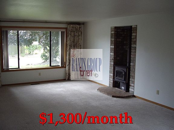 3rd image of 2718 Briar Lea Loop SE