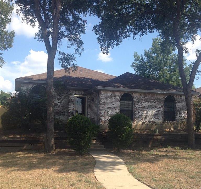 1st image of 530 Kelsie Ln