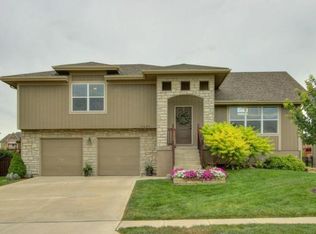 13407 W 173rd Ter, Overland Park, KS 66062