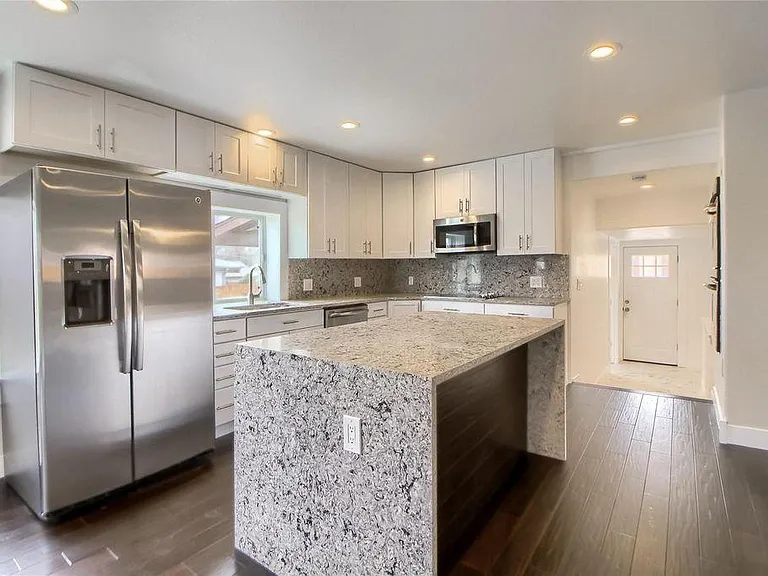 5139 Alcott St — Photo 4