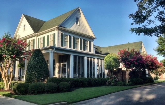 1st image of 4565 W Woodlawn Cir