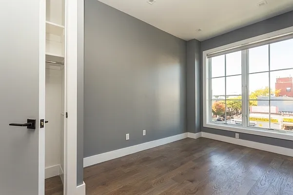 Rented by MNS | media 69